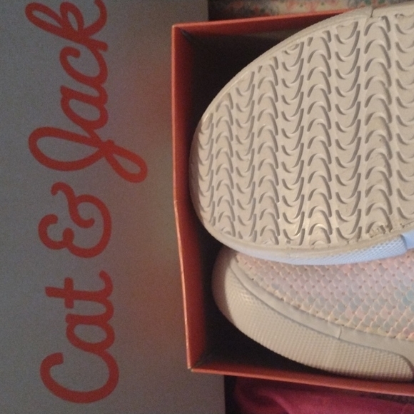 Cat and jack  big girls shoe Aliki mermaid style sneaker ssize 3 new - Picture 3 of 4